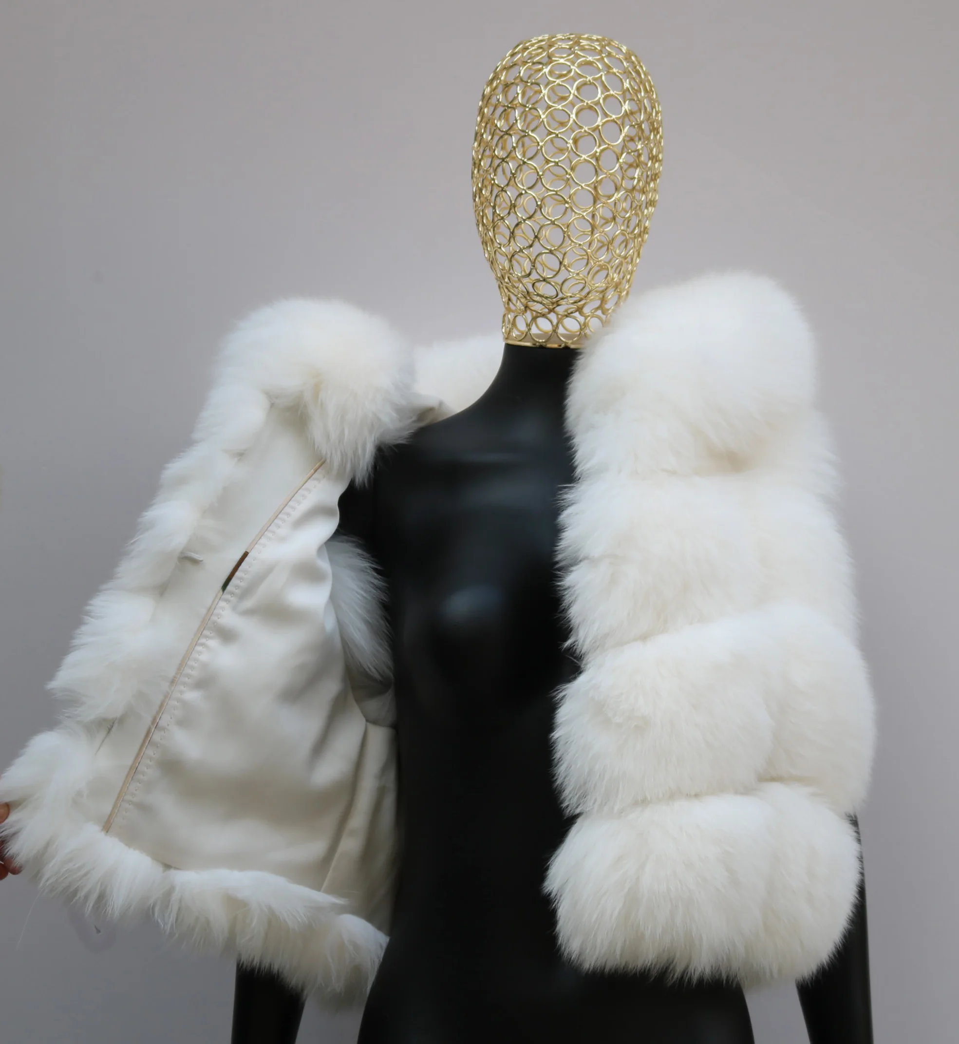 Women's Hooded Fox Fur Vest Coat Short 2025 Fur Outerwear Fashionable And Elegant