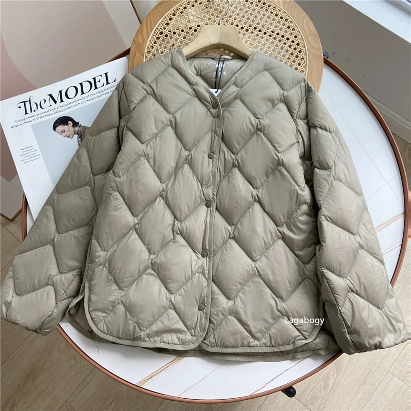 Lagabogy 2025 Autumn Winter Women Ultra Light 90% White Duck Down Jacket Female Casual Loose Puffer Coat Single Breasted Outwear