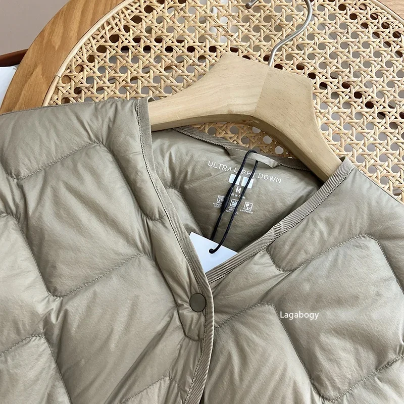 Lagabogy 2025 Autumn Winter Women Ultra Light 90% White Duck Down Jacket Female Casual Loose Puffer Coat Single Breasted Outwear
