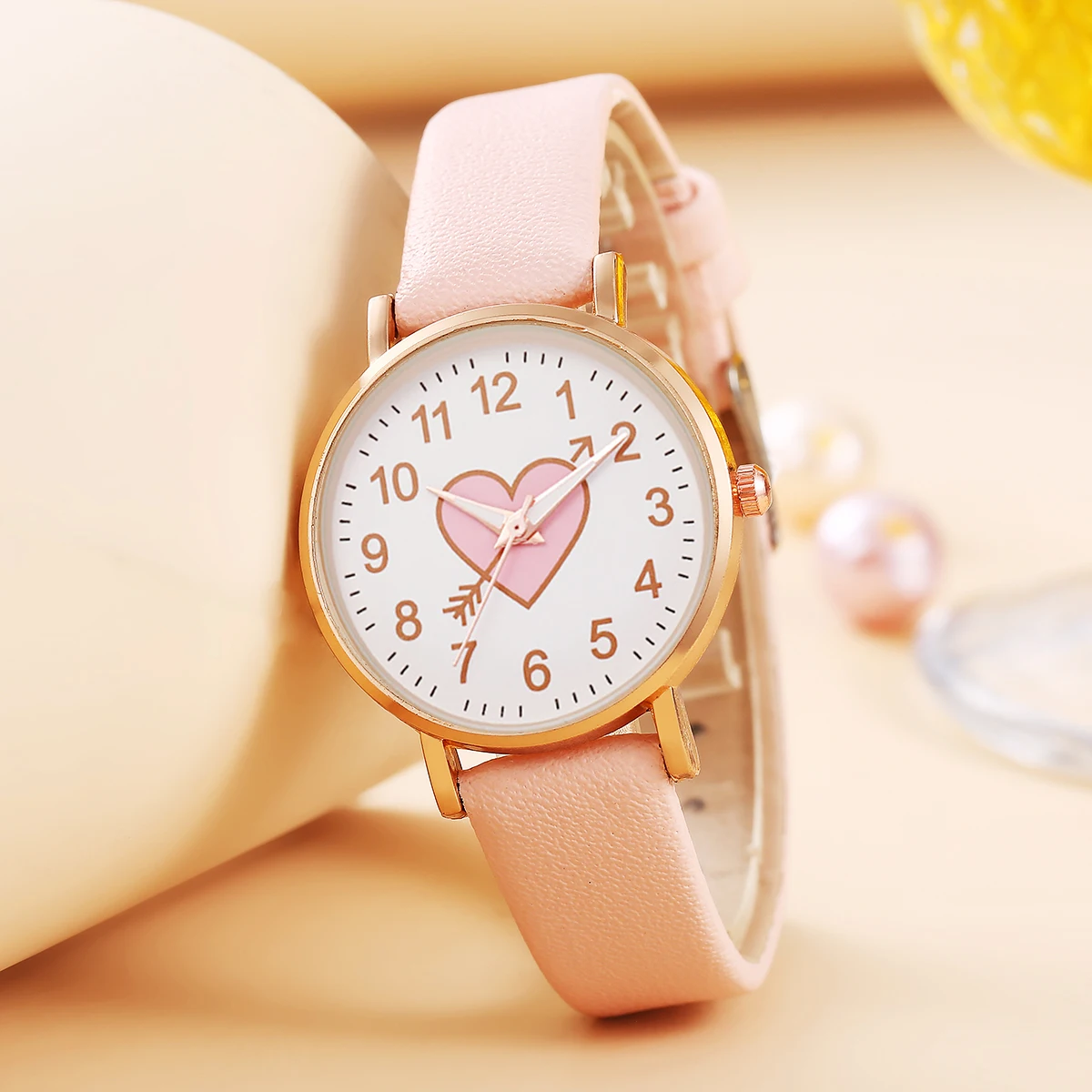 6-Piece Set of New Cute Pink Children's Watches with Heart-Patterned Decorations, Suitable for Daily Wear, Exquisite Birthday Gifts, and the Perfect Gift for Children