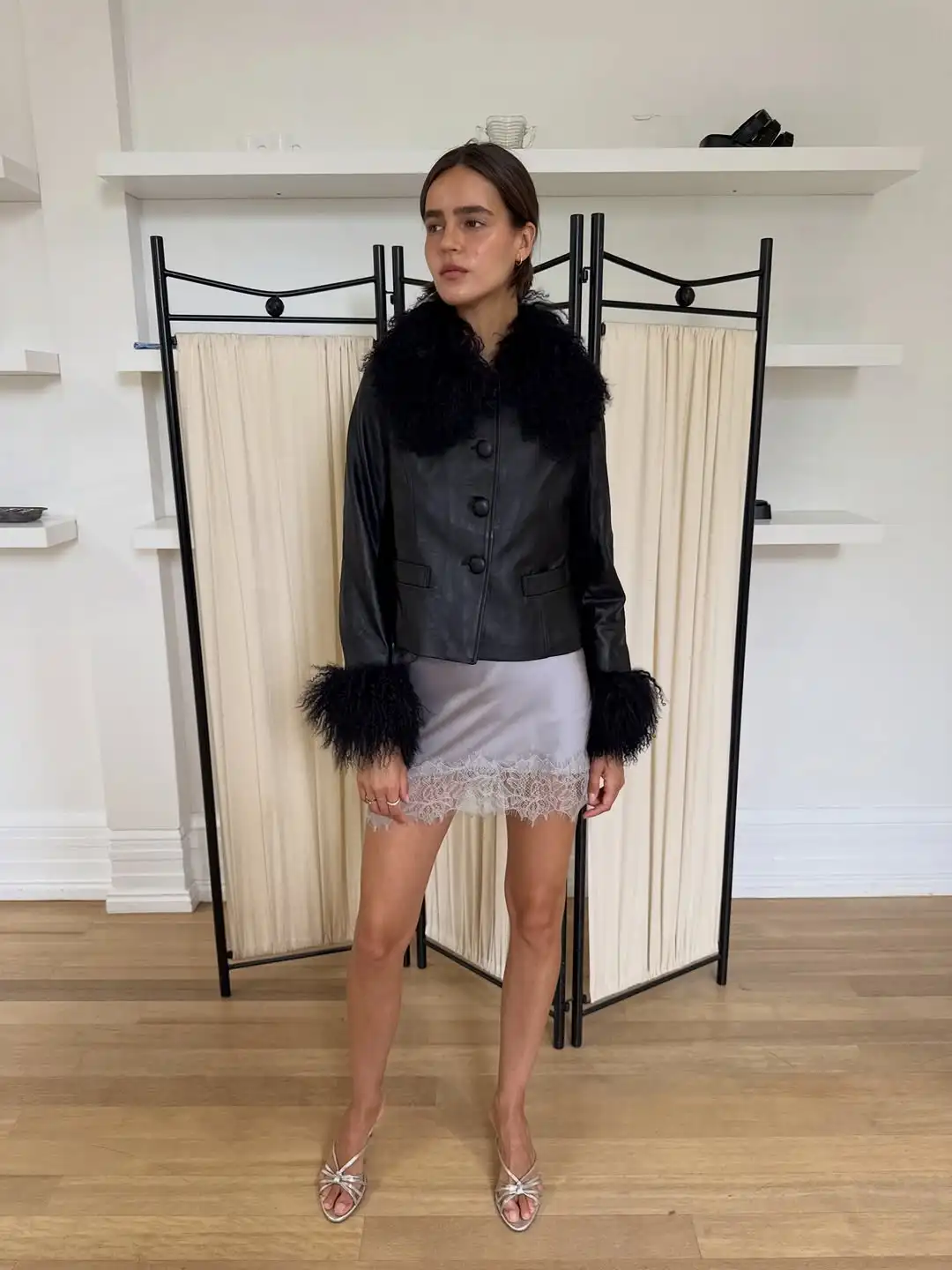 Women Faux Leather Coat With Faux Fur Spliced Collar & Cuffs Single‑breasted Button Long Sleeve Coats Autumn Vintage Lady Jacket