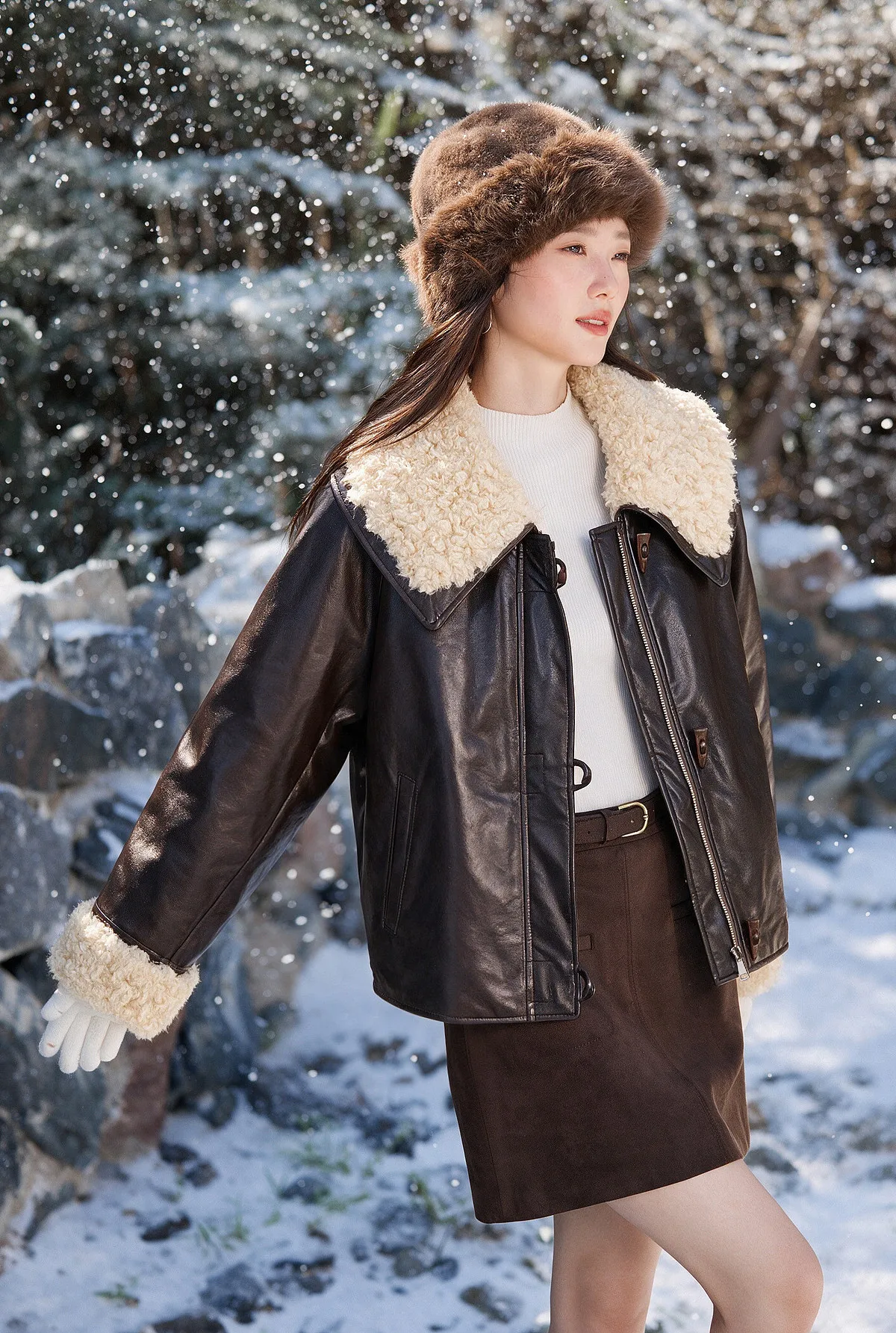 SENTUBILA Faux Fur Faux Leather Coat Women's Winter Wide 2026 Horn Buttons Loose Jacket Warm Vintage Plush Outerwear W64PD8069