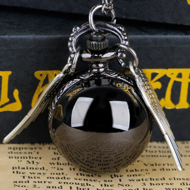 Black Smooth Spherical Quartz Pocket Watch Small Wings Flip Arabic Numerals Men Women Clock Gift Student Pendant