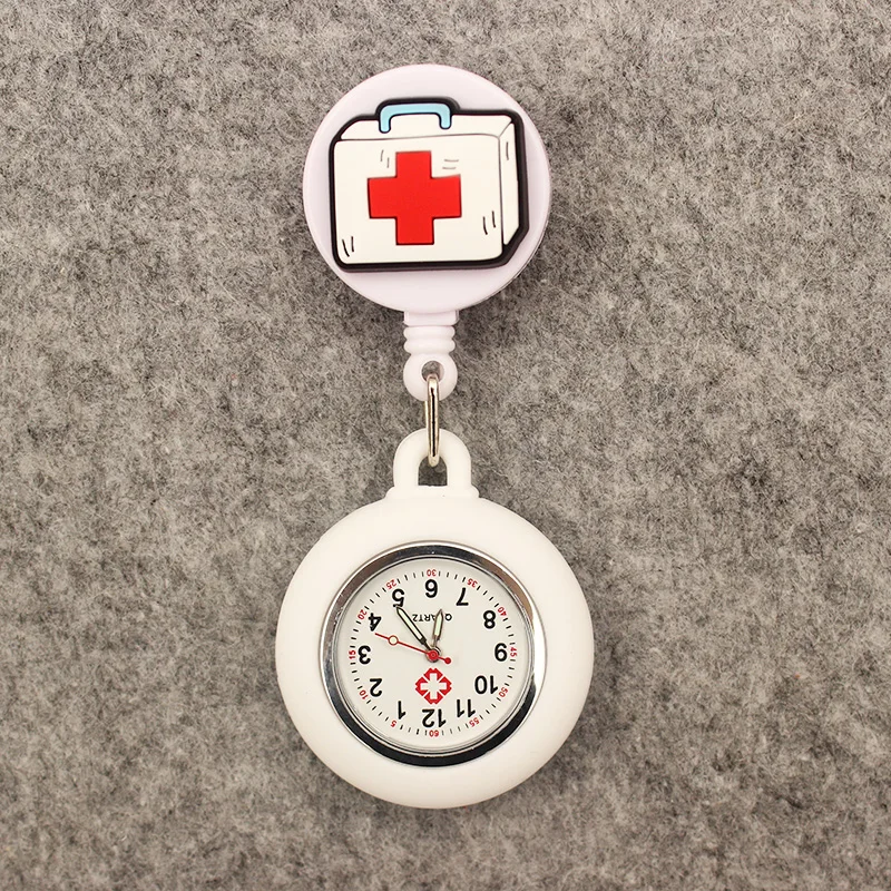 New Cute Nurse Doctor Retractable Pocket Watches Hospital Medical Supplies Badge Reel Ambulance Syringe Clips Watches