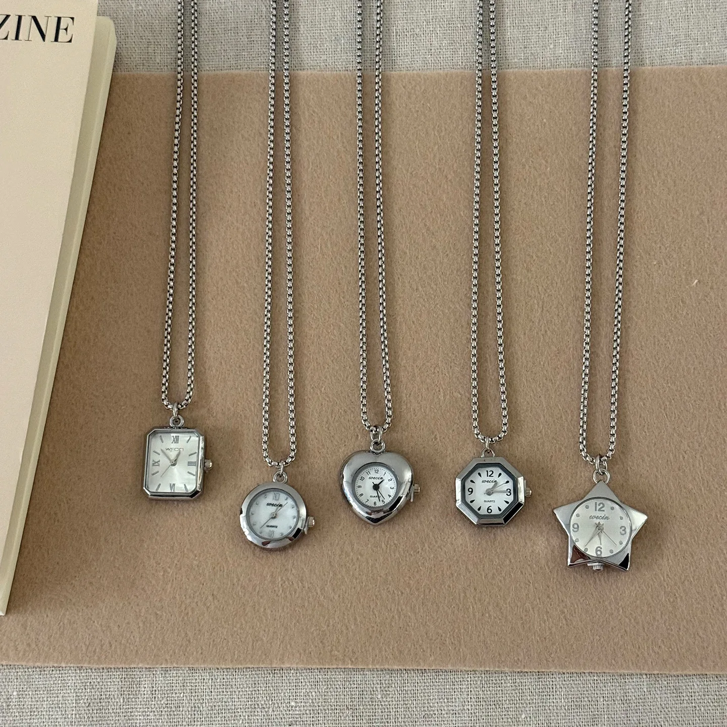 Retro Silver Pocket Watch,Pendant Necklace,Women's Niche High-End Sense,Unique Long Sweater Chain Watch,2026 New Accessories