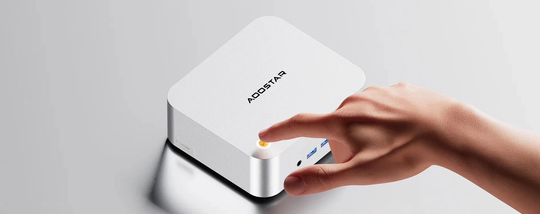 Aoostar MACO AMD Ryzen AI9 HX470 LPDDR5 32GB M.2 2280 NVme SSDx3 WIFI6 BT5.2 Dual 2.5G Lan Oculink AI Mini PC Gamer Computer