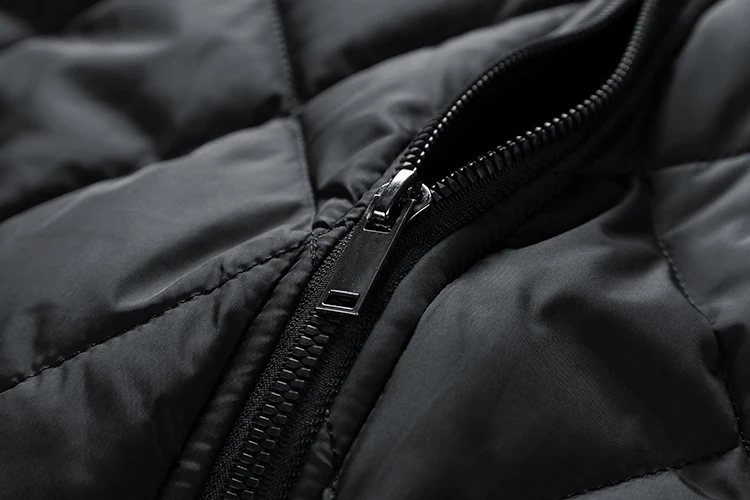 Mens Outdoor Casual Sport Parkas Quality New Parkas Windproof Winter Loose Thick Warm Parkas Workwear American Flight Jackets