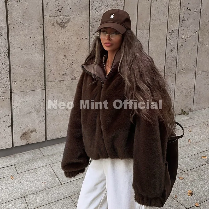 Neo Mint Hot Street Fashion Girls Luxury Fuzzy Mink Fur Bomber Jacket Women Winter Oversized Chunky Faux Fur Coat Warm Outerwear