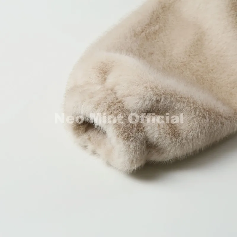 Neo Mint Hot Street Fashion Girls Luxury Fuzzy Mink Fur Bomber Jacket Women Winter Oversized Chunky Faux Fur Coat Warm Outerwear