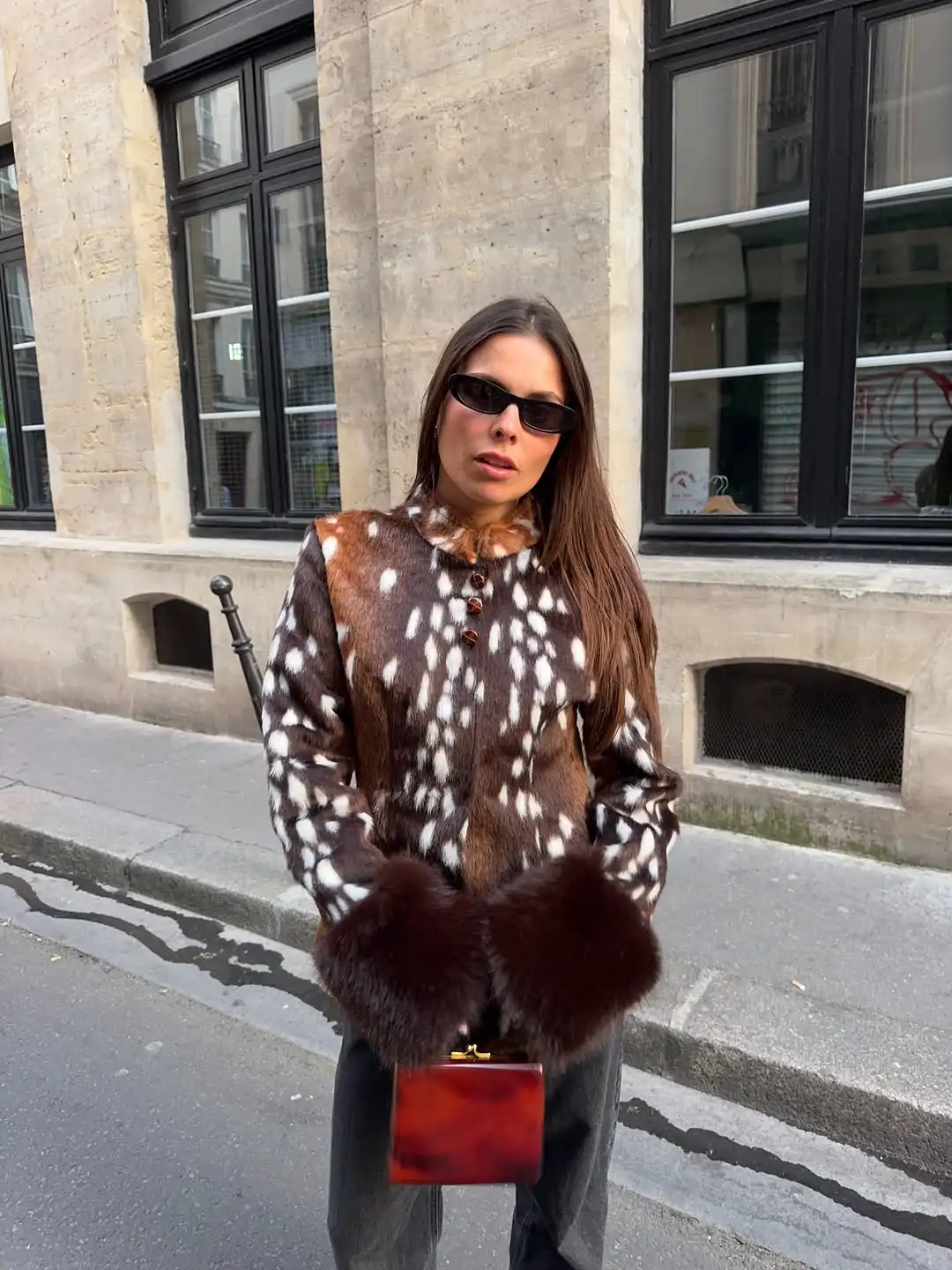 Women Leopard Print Stand Collar Waist Cinched Faux Fur Short Coat Fluffy Cuff Fashion Outerwear Winter Ladies Warm Furry Jacket