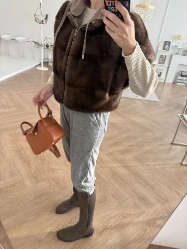 Faux Mink Fur Women Coat Removable Hoode Zipper Up Short Sleeves Winter Fall Faux Fur Jacket