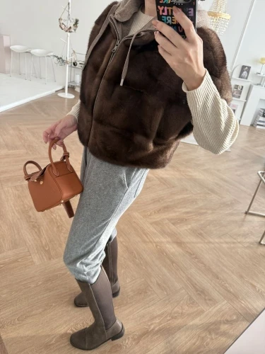 Faux Mink Fur Women Coat Removable Hoode Zipper Up Short Sleeves Winter Fall Faux Fur Jacket