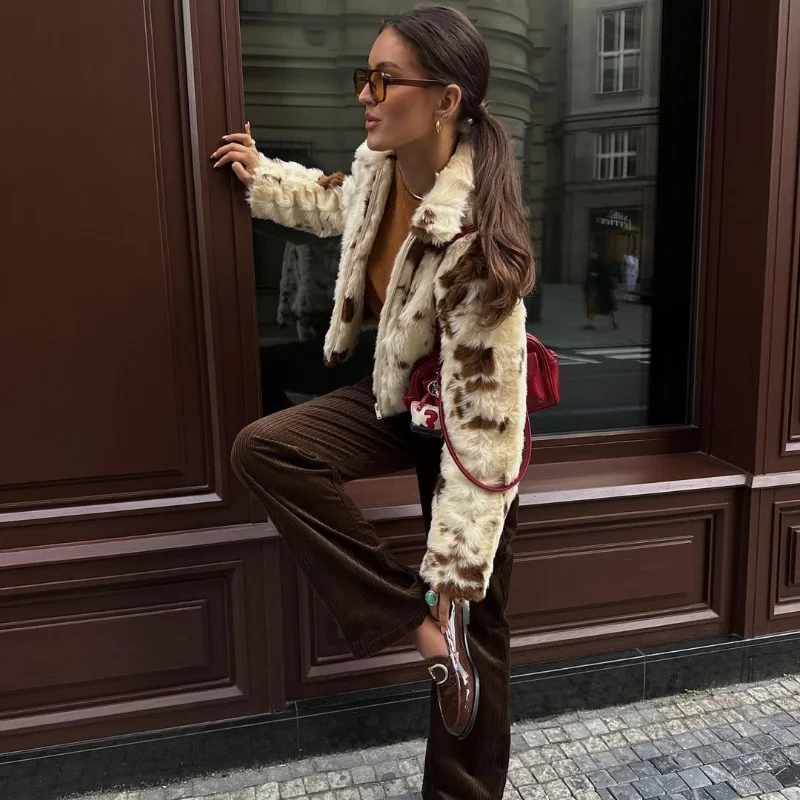 Faux Fur Contrast Women Coat 2025 Lapel Zipper Long Sleeve Female Coats Vintage Autumn Winter Pocket Thicken Warm Lady Outwear