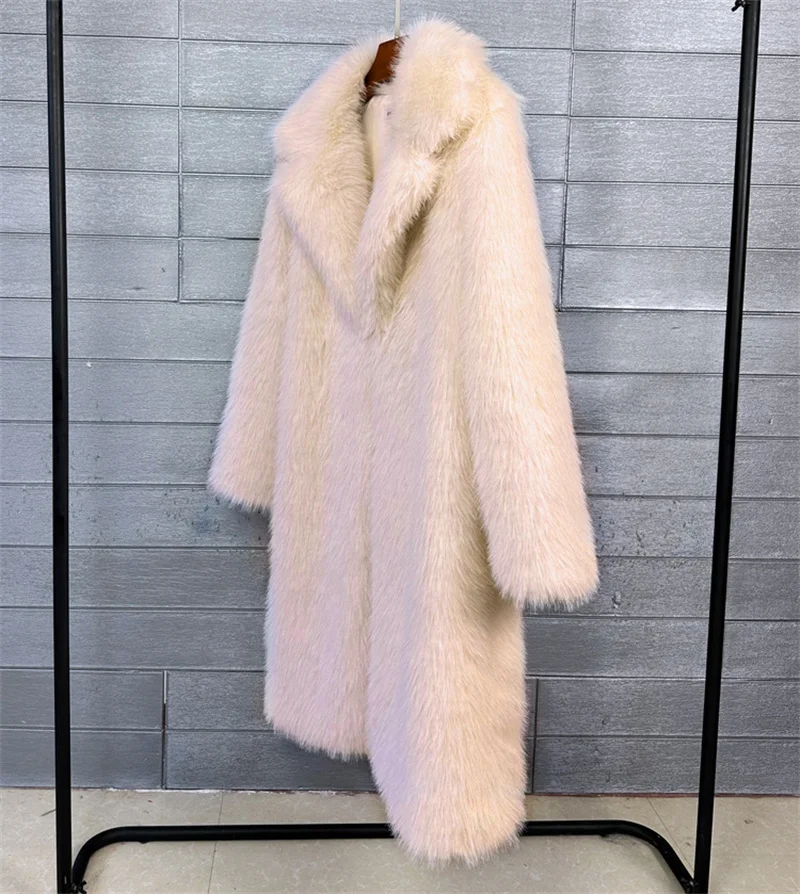 2025 Streetwear Fur Coat Women's Long Overcoat Autumn Winter Hooded Faux Toka Fur Outerwear Lady Turndown Collar Thicken Jackets