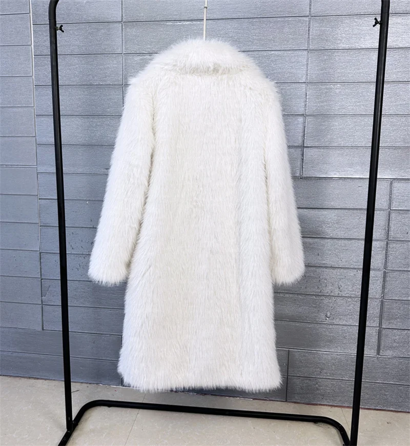 2025 Streetwear Fur Coat Women's Long Overcoat Autumn Winter Hooded Faux Toka Fur Outerwear Lady Turndown Collar Thicken Jackets