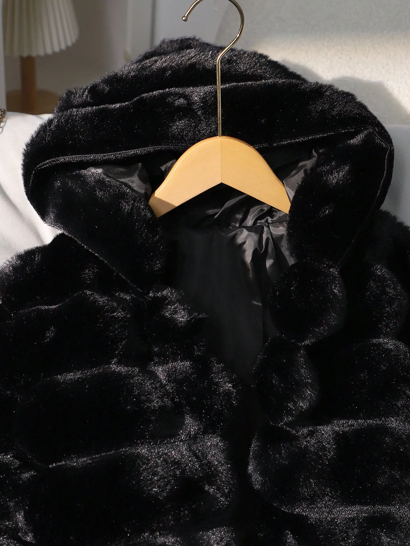Women Faux Fur Short Coats Jackets Hooded Coat Thick Warm Y2k Streetwear Jacket Elegant Work Outerwear Autumn Winter 2026