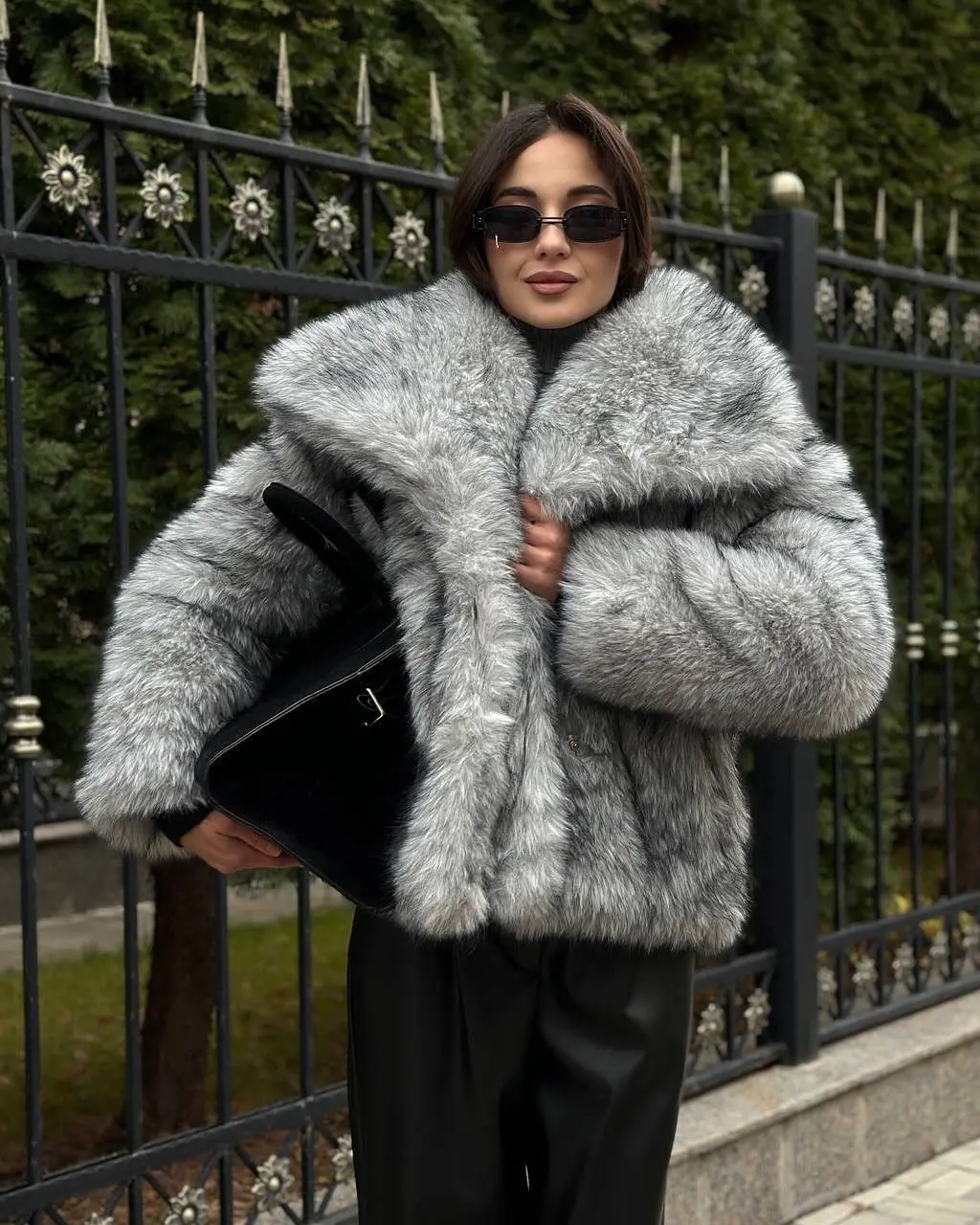 Fashion Winter Soft Fluffy Fur Coat Women High Street Luxury Large lapel Faux Fox Fur Jacket Silver fox colored Female Overcoats