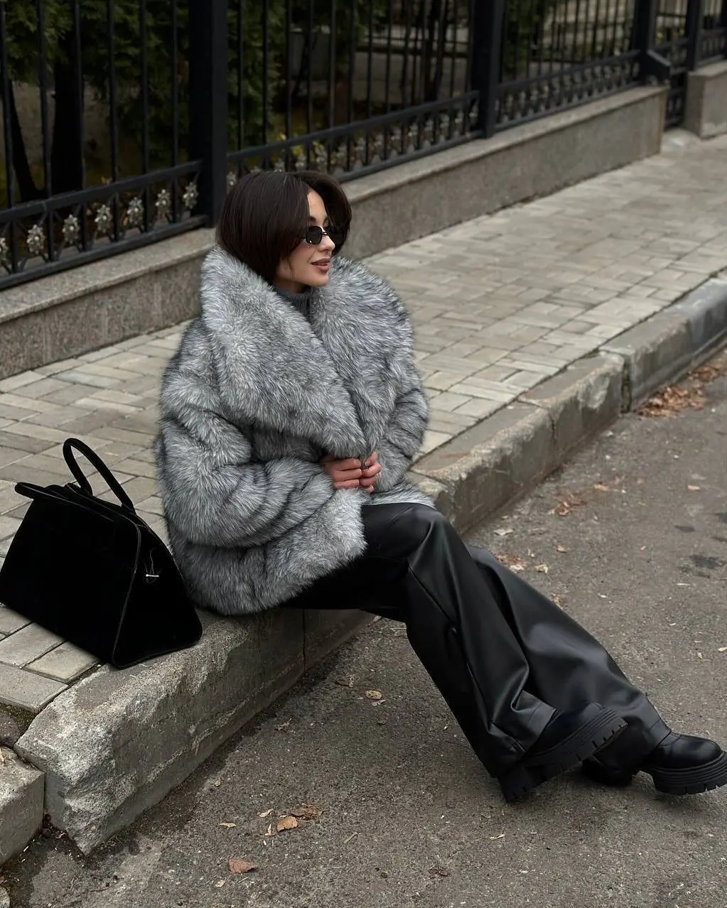 Fashion Winter Soft Fluffy Fur Coat Women High Street Luxury Large lapel Faux Fox Fur Jacket Silver fox colored Female Overcoats
