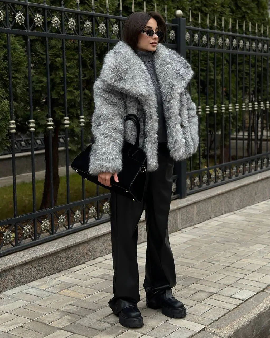 Fashion Winter Soft Fluffy Fur Coat Women High Street Luxury Large lapel Faux Fox Fur Jacket Silver fox colored Female Overcoats