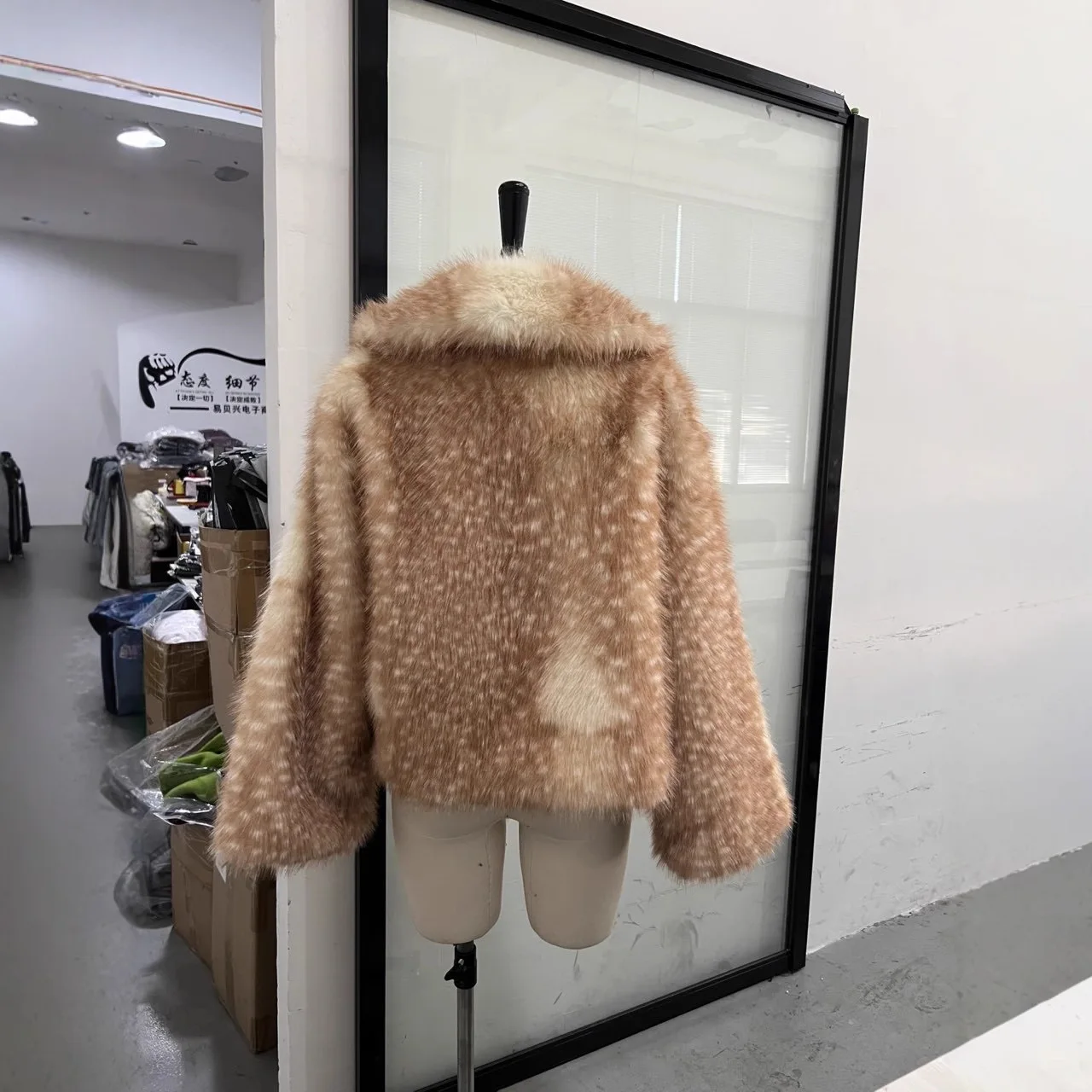 DEAT Fashion Wide Lapel Deer‑spot Print Faux Fur Women's Long Sleeve Zipper Cropped Thick Coats Autumn New 7A6055