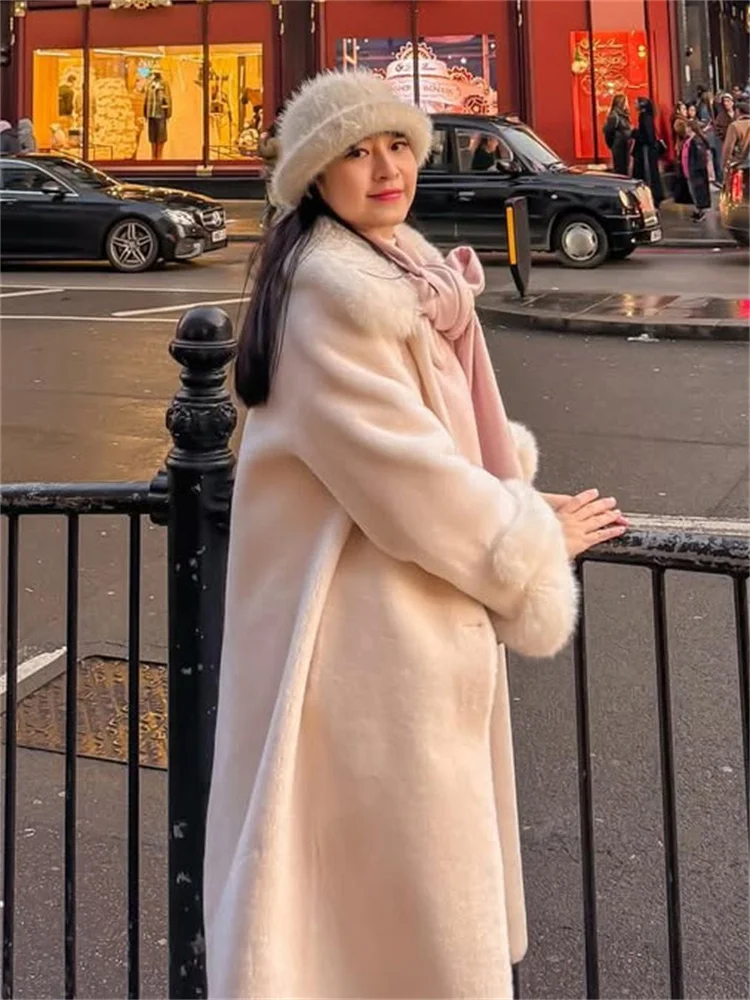 Tossy Winter Fashion Luxury Faux Fur Overcoat Women's Long Sleeve Pocket Loose High Waist Commute Coat Female Faux Fur 2025 New