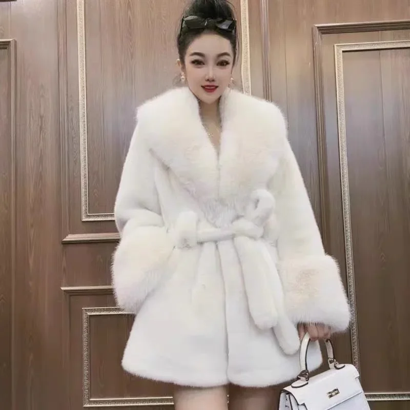 Luxury Brand Chic Faux Fur Coats Fur Collar Oversized with Belt Women Fur Jackets Winter Long Sleeve Outerwear Soft Coats New