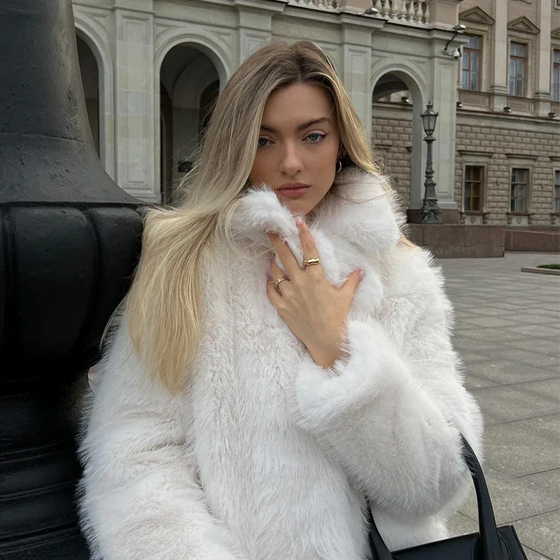 Fashion Fluffy Furry Faux Fur Jacket Women Winter Shaggy Overcoats Thick Warm Medium Length Fox Fur Coat Plush Outerwear Femme
