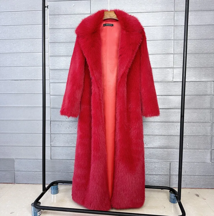 Imitation Fur Coat Feminine Elegance Women's Fur Coat 2026 New Winter Fashion High Quality Temperament Lapel Women Fur Coat H101