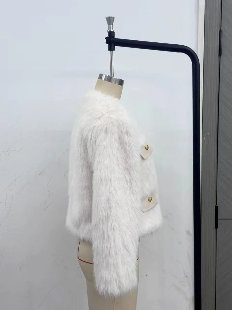 Elegant Round Neck Faux Fur Coats for Women Autumn Winter 2026 Fluffy Warm Cropped Jackets Female Gold Button Plush Outerwear