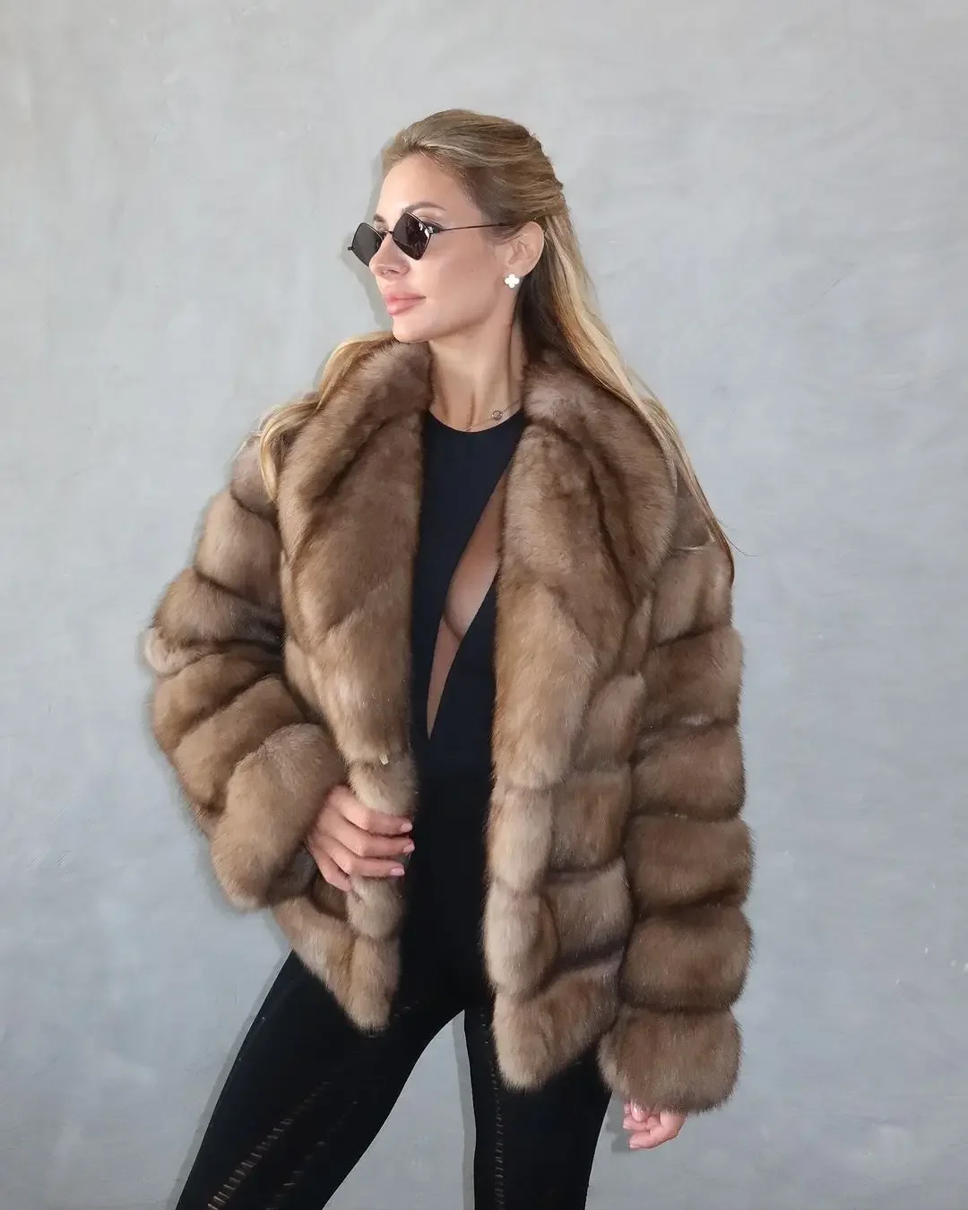 Fashion Patchwork Faux Fur Coat Women Casual Full Sleeve Lapel Loose Long Staple Plush Jacket 2025 New Winter Street Wear New