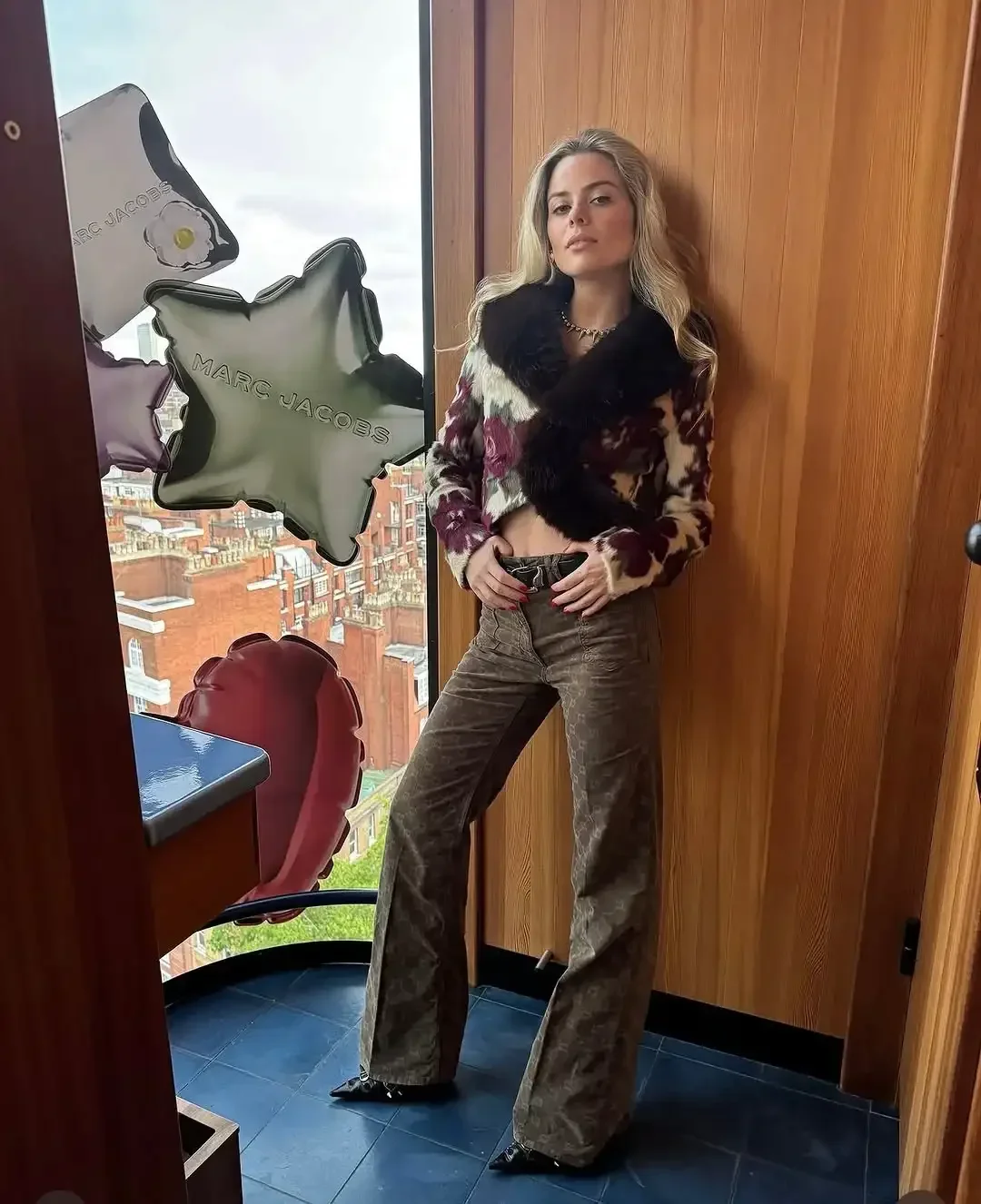 Ivory Floral Print Faux Fur Collar Button Pocket Jackets Edgy Long Sleeve Cuff Outerwear 2026 Autumn Street Vintage Party Coats