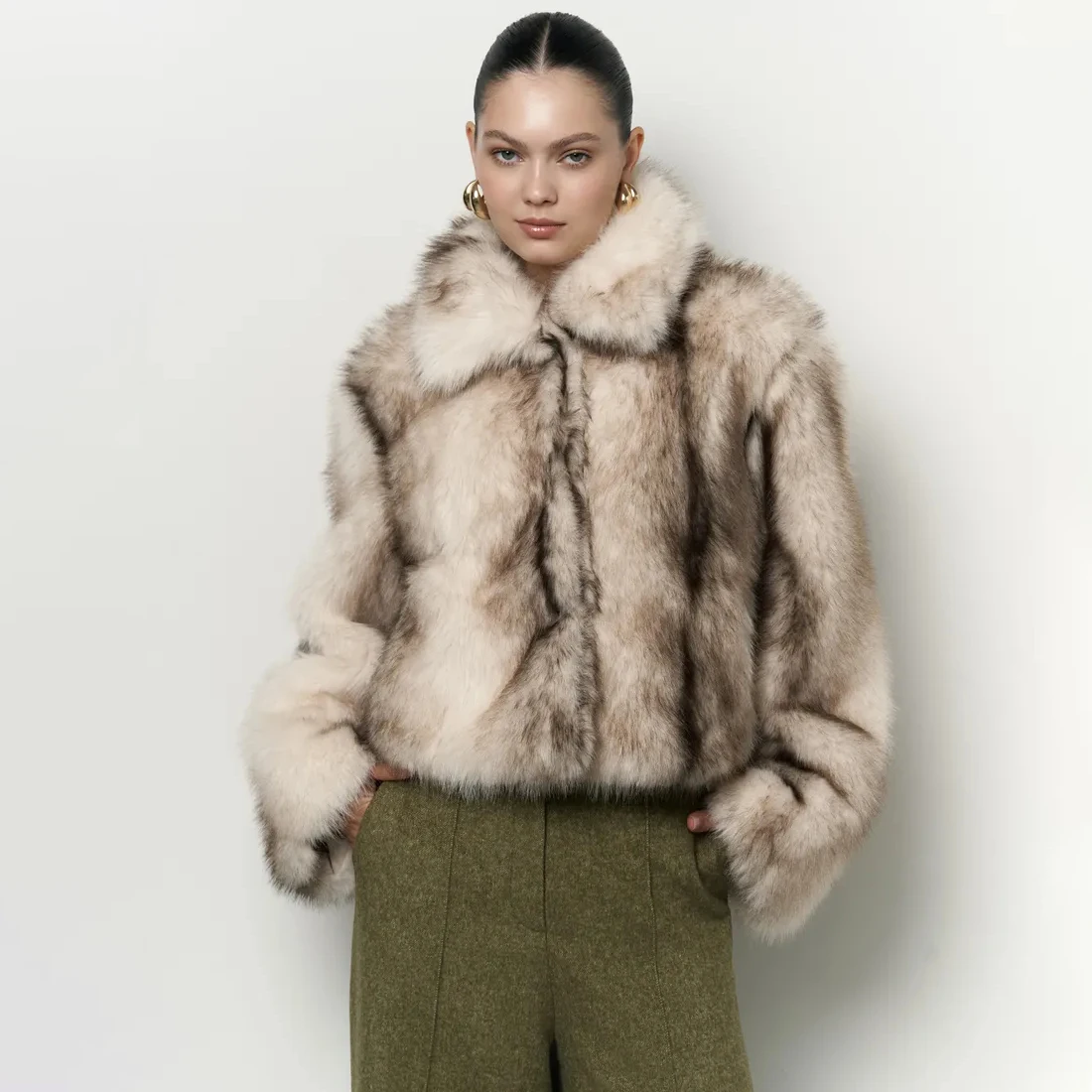 Women Lapel Gradient Faux Fur Cropped Jacket, Loose Long Sleeve Short Coat, Luxury Casual Winter Outerwear Ladies Open Front Fur