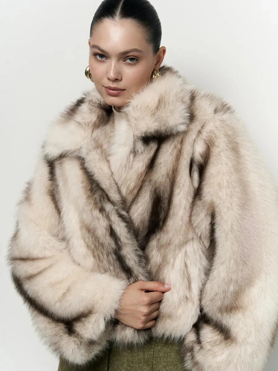 Women Lapel Gradient Faux Fur Cropped Jacket, Loose Long Sleeve Short Coat, Luxury Casual Winter Outerwear Ladies Open Front Fur
