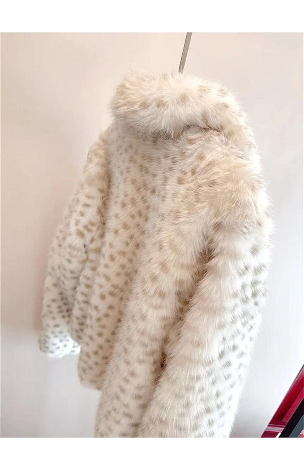 Winter Women Milky Leopard Dot Hairy Faux Fur Coat Lapel Collar Long Sleeve Shaggy Jacket Ladies Loose Straight Short Outerwear