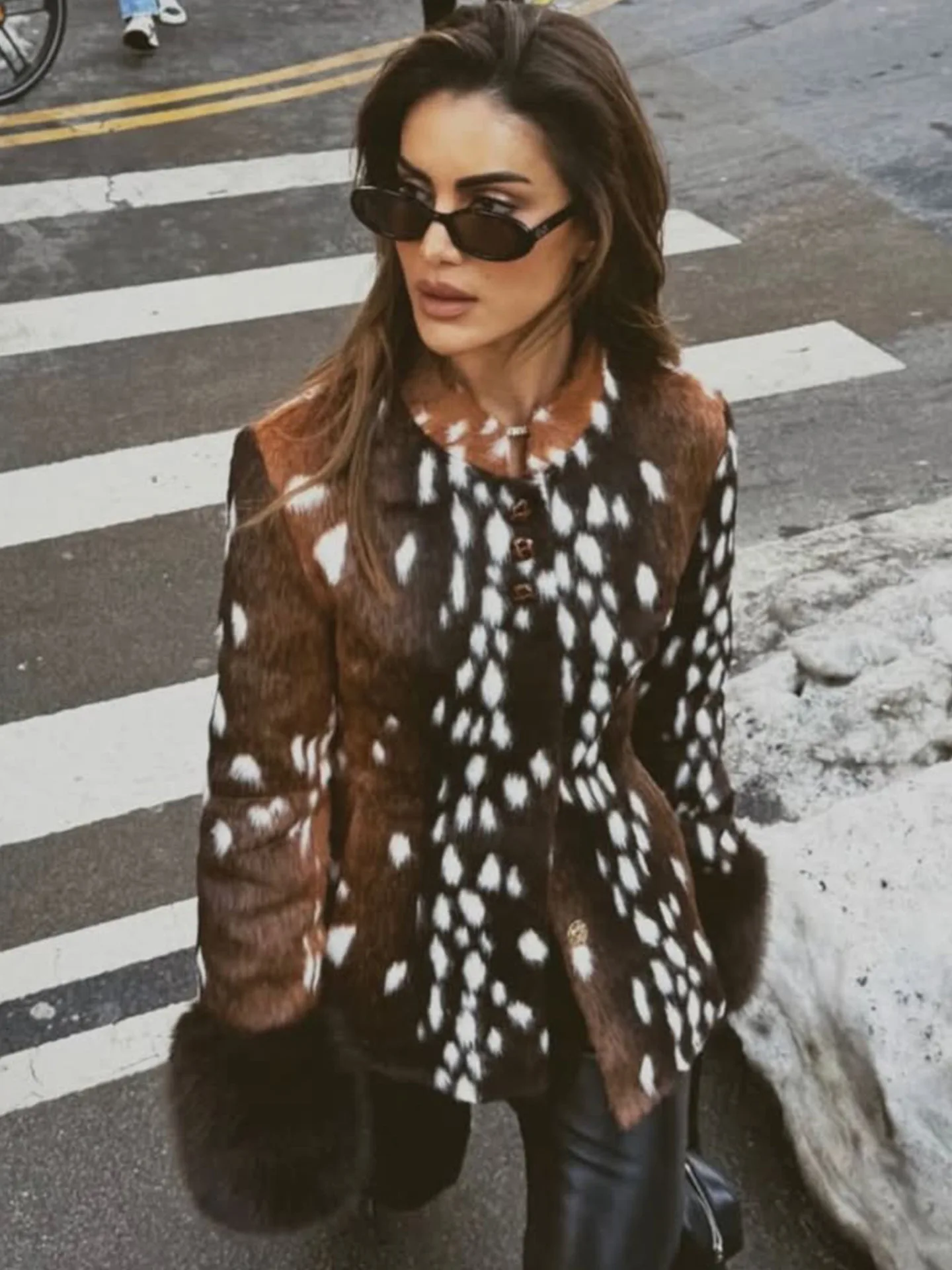 Women Faux Fur Coats Leopard Print Fur Jackets Cotton Linen Stand Collar Long Sleeves Single Breasted Slim Casual 2026 Winter