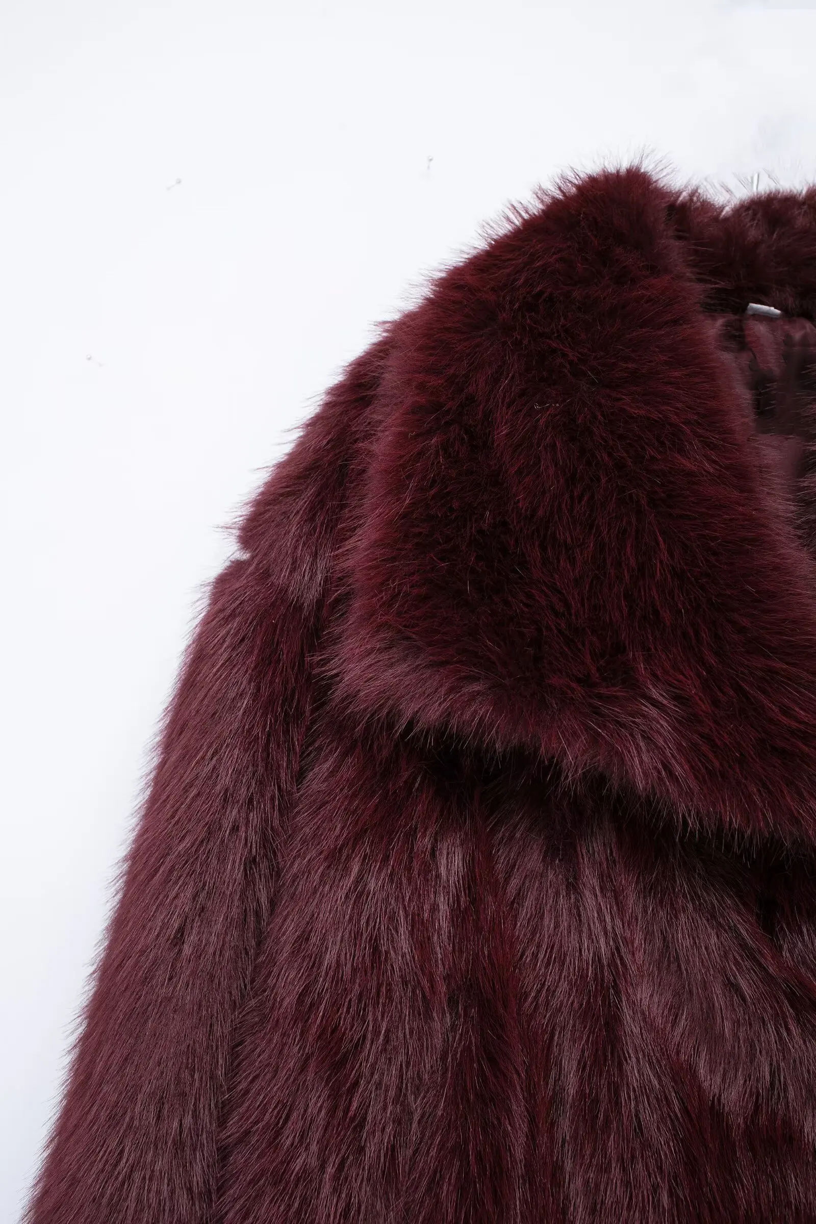 KONDALA Elegant Burgundy Red Fur Coat Women Lapel Faux Fur Loose Coat 2025 Fall Winter Fashion Streetwear Coat Dinner Party Coat