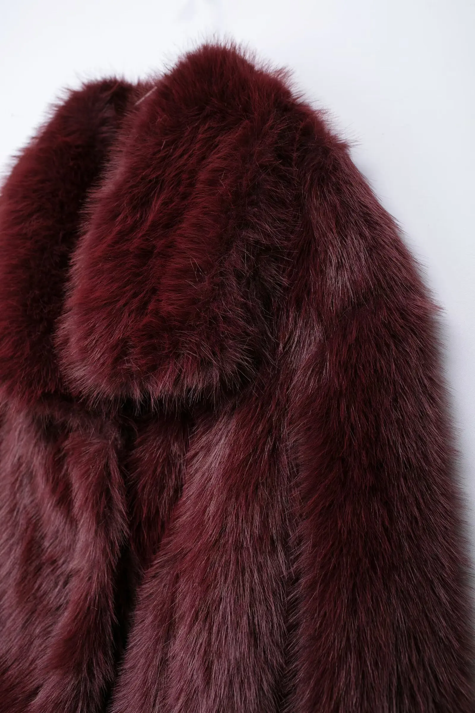KONDALA Elegant Burgundy Red Fur Coat Women Lapel Faux Fur Loose Coat 2025 Fall Winter Fashion Streetwear Coat Dinner Party Coat