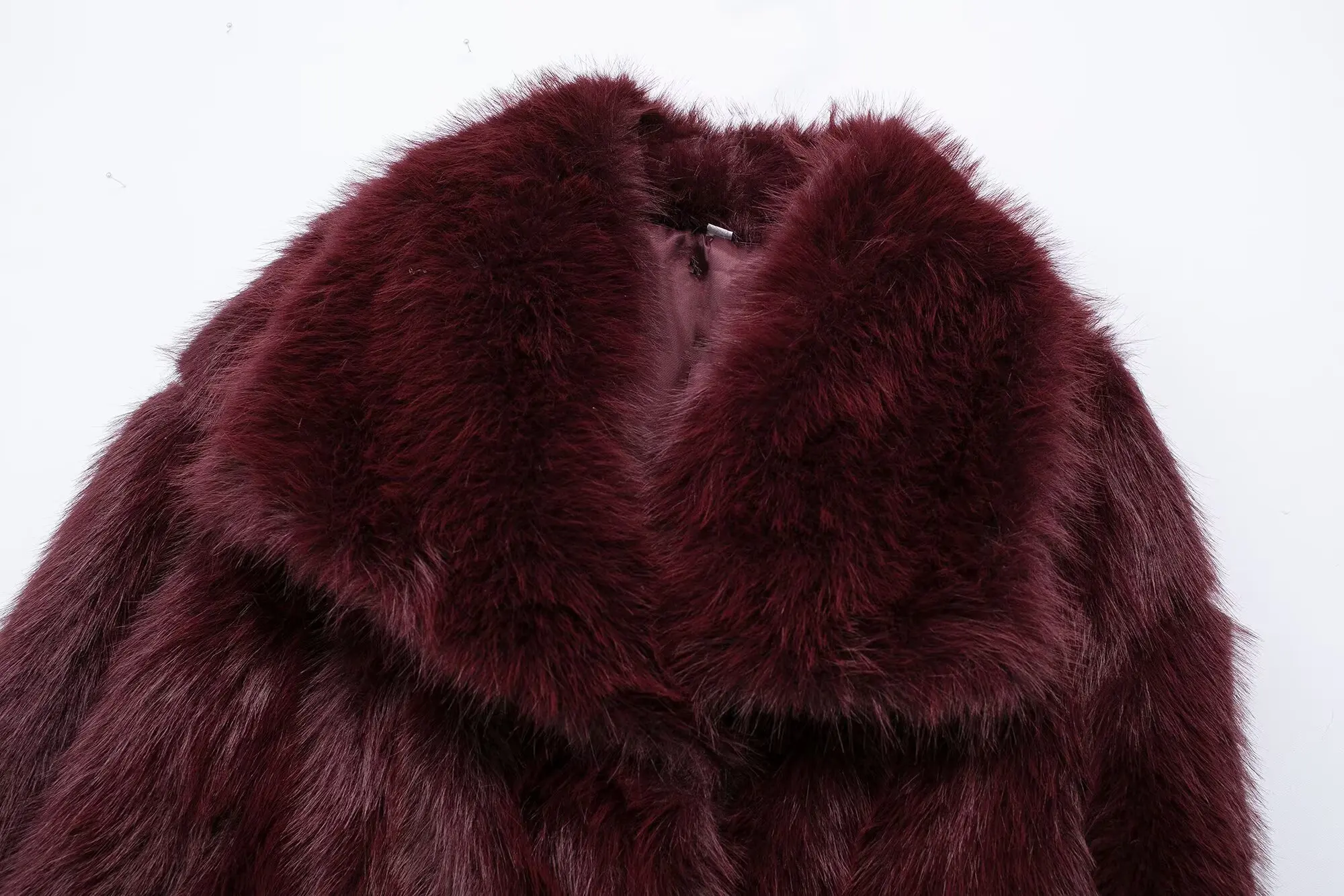 KONDALA Elegant Burgundy Red Fur Coat Women Lapel Faux Fur Loose Coat 2025 Fall Winter Fashion Streetwear Coat Dinner Party Coat