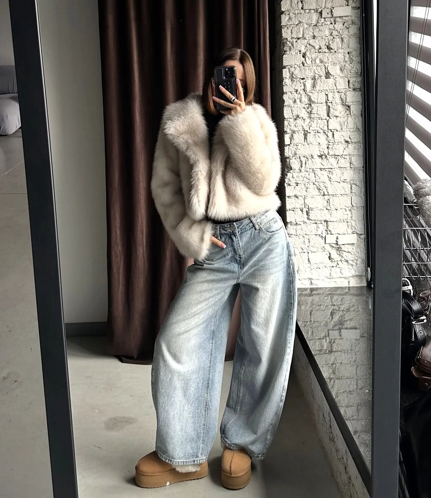 Autumn Winter Faux Fox Fur Cropped Jacket Women Loose Fit Eco Friendly Fur Outerwear for Women Lapel Collar Warm Plush Jackets