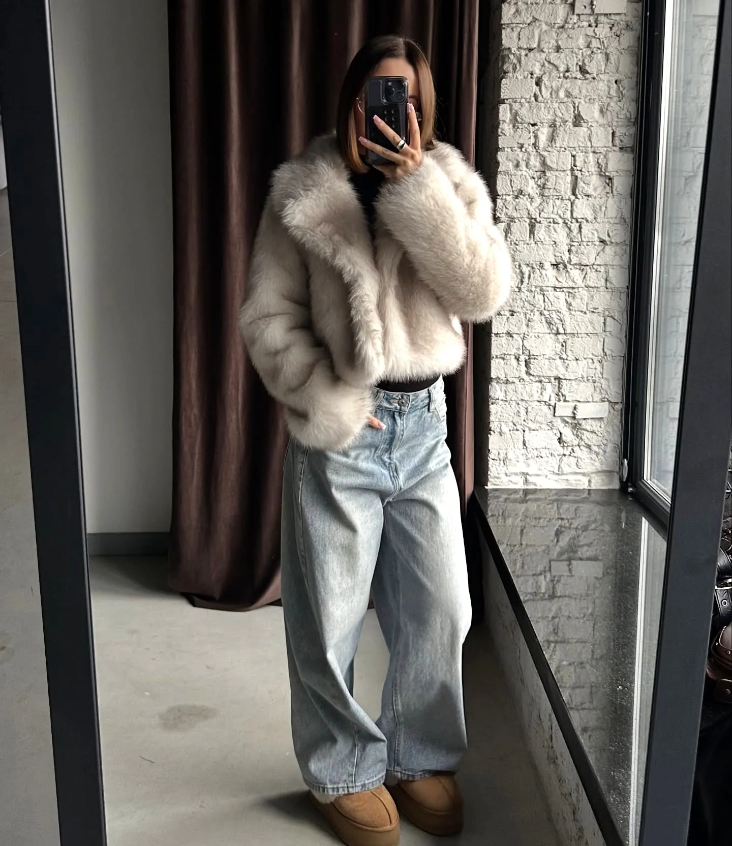 Autumn Winter Faux Fox Fur Cropped Jacket Women Loose Fit Eco Friendly Fur Outerwear for Women Lapel Collar Warm Plush Jackets