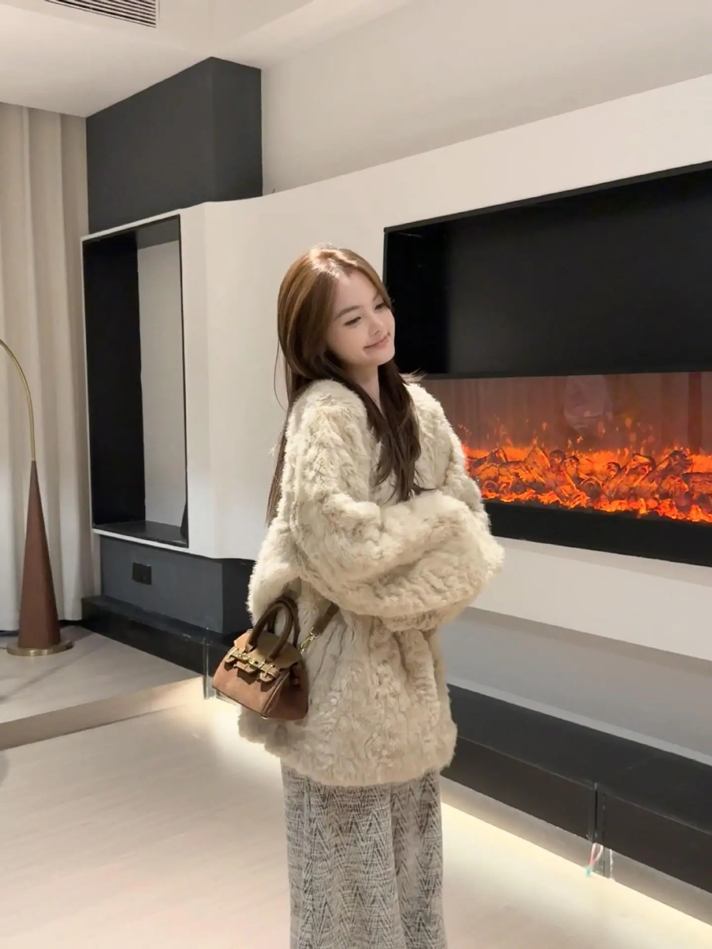 Faux Fur Coats Mid Length Jackets Women Turn Down Collar Coat Thick Warm Y2k Streetwear Jacket Elegant Outerwear Autumn Winter