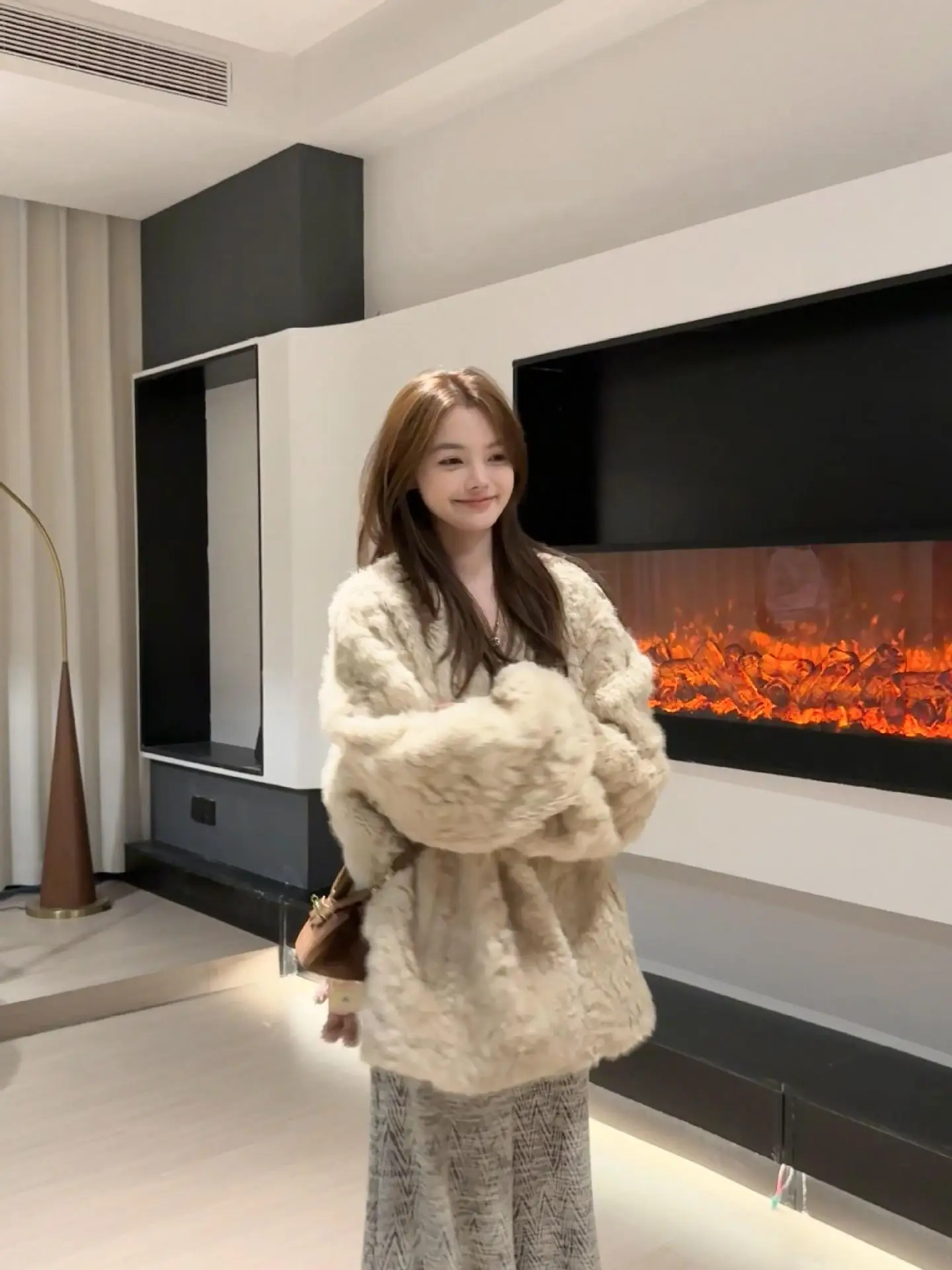 Faux Fur Coats Mid Length Jackets Women Turn Down Collar Coat Thick Warm Y2k Streetwear Jacket Elegant Outerwear Autumn Winter