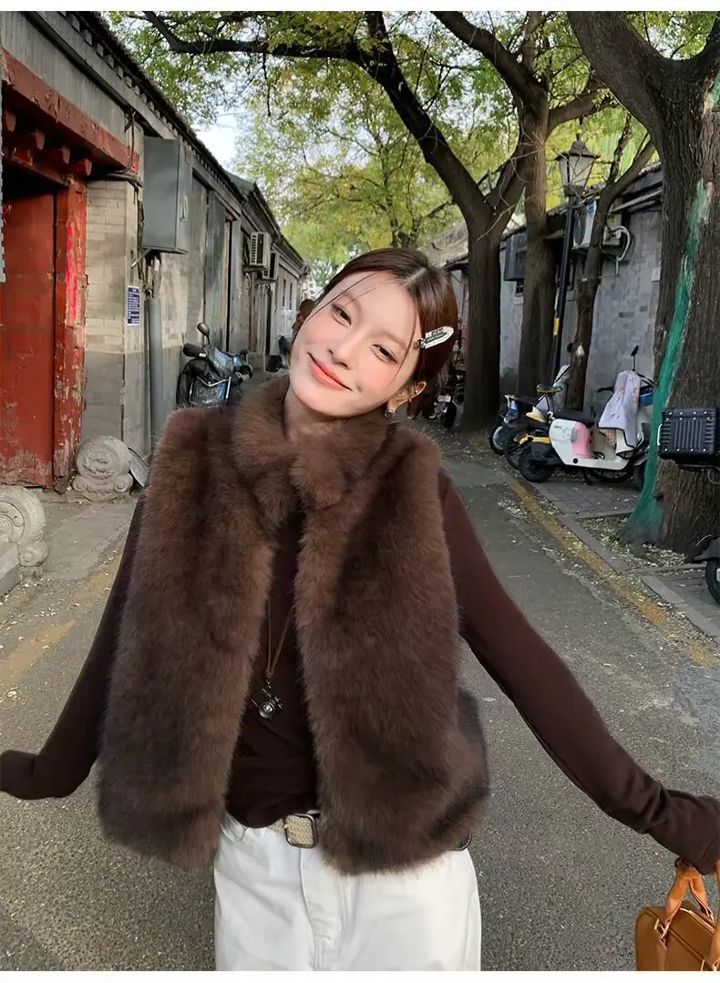 Women Faux Fur Short Coats Jackets Stand Collar Sleeveless Coat Thick Warm Y2k Streetwear Jacket Elegant Outerwear Autumn Winter