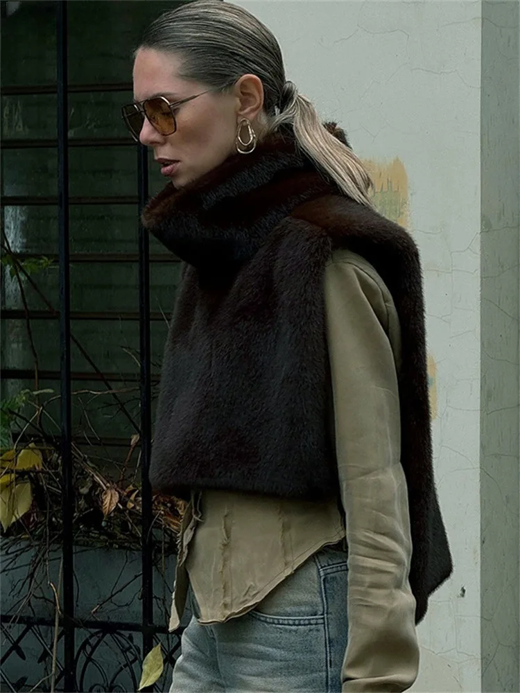 Women Faux Fur Vest Coats Jackets Turtleneck Sleeveless Coat Thick Warm Y2k Streetwear Jacket Elegant Outerwear Autumn Winter