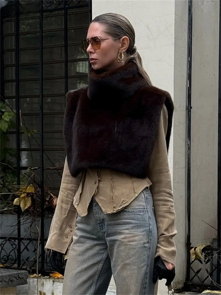 Women Faux Fur Vest Coats Jackets Turtleneck Sleeveless Coat Thick Warm Y2k Streetwear Jacket Elegant Outerwear Autumn Winter