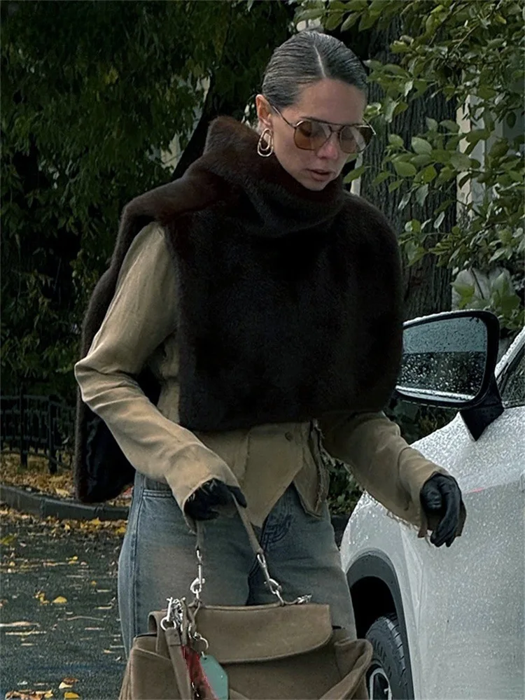 Women Faux Fur Vest Coats Jackets Turtleneck Sleeveless Coat Thick Warm Y2k Streetwear Jacket Elegant Outerwear Autumn Winter