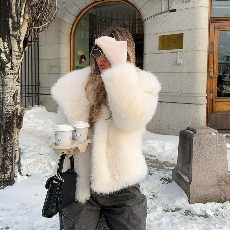 Neo Mint Chic Street Furry Collar Faux Fur Coat Women 2024 Winter Hot Girls Snow White Mountain Fashion Fluffy Fox Fur Jacket