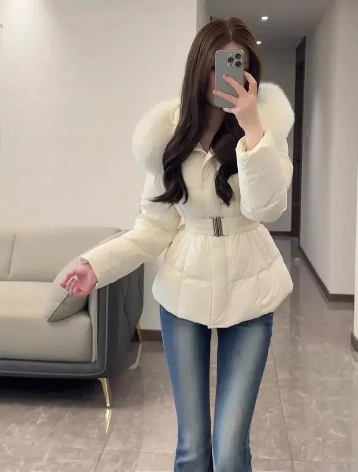Winter Women's Faux Fur Collar Hooded Parkas Fashion Belt Thick Padded Cotton Jacket Women Slim Fit Solid Zipper Puffer Jackets