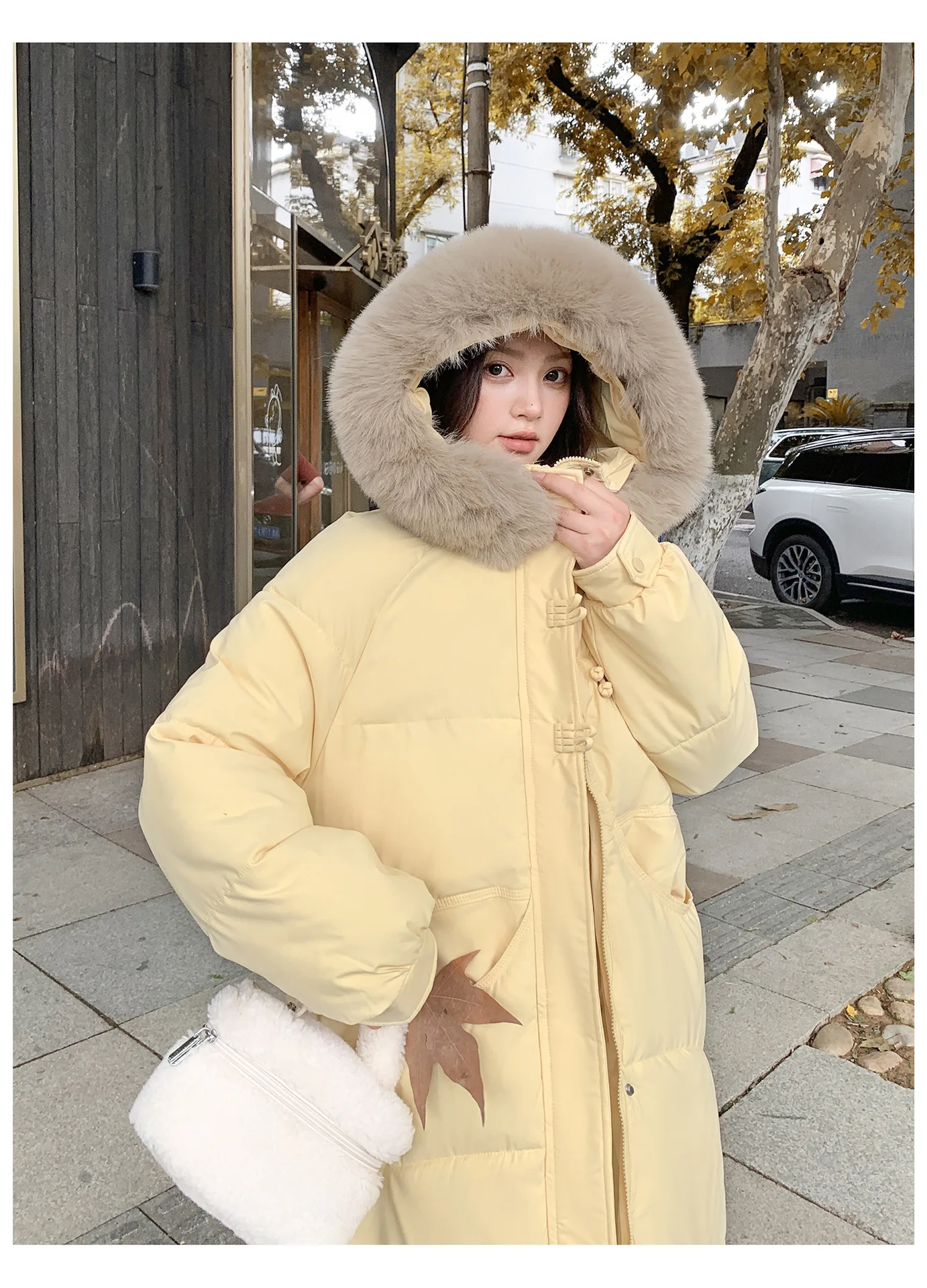 Winter Women Hooded Large Faux Fur Collar Coats Loose Windproof Thick Warm Parkas Zipper Pockets Knee Length Padded Outerwear