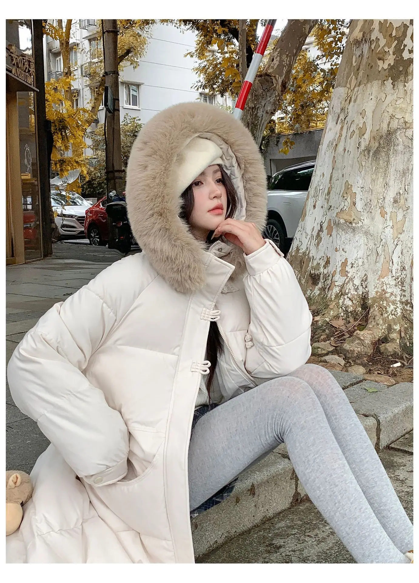 Winter Women Hooded Large Faux Fur Collar Coats Loose Windproof Thick Warm Parkas Zipper Pockets Knee Length Padded Outerwear
